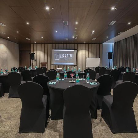 Essentia Premier Hotel Pune Wakad Pimpri-Chinchwad Exterior foto