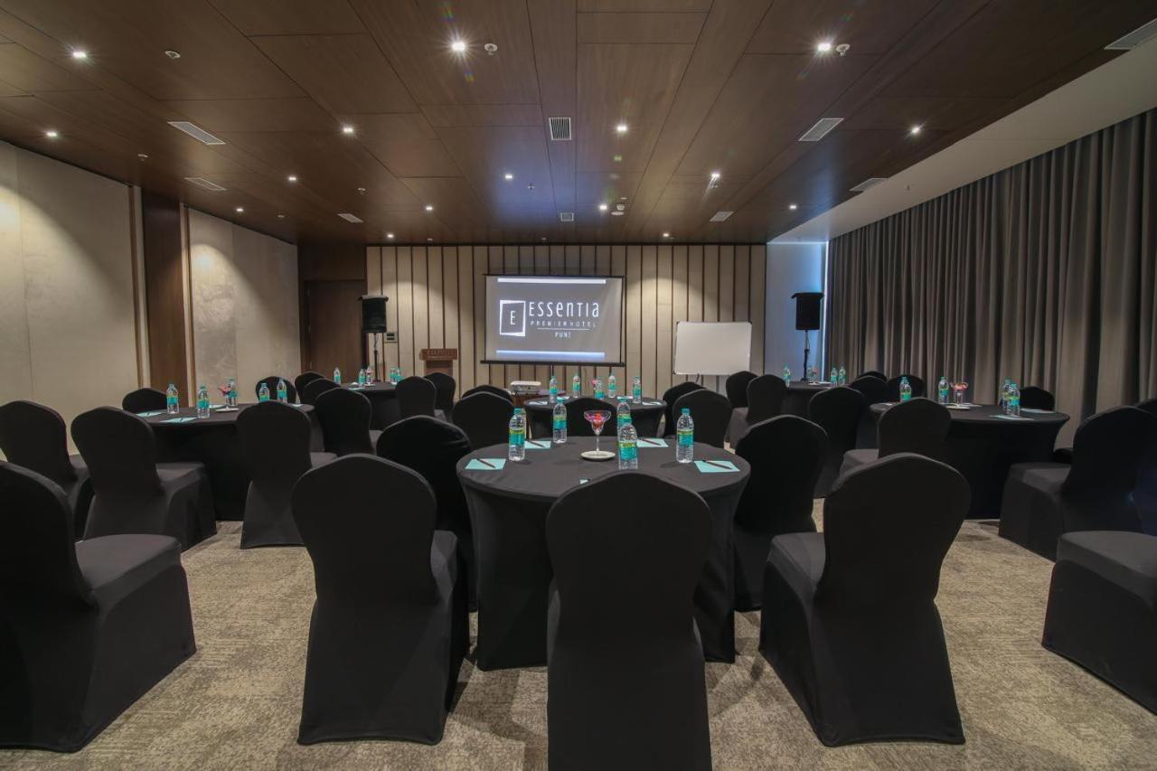 Essentia Premier Hotel Pune Wakad Pimpri-Chinchwad Exterior foto